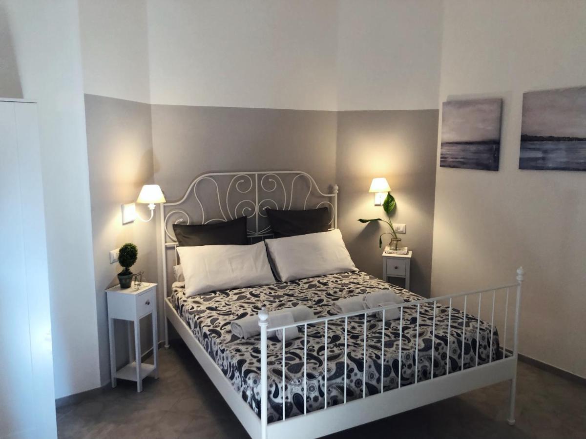 B&B Il Balconcino A Santa Chiara Νάπολη Εξωτερικό φωτογραφία