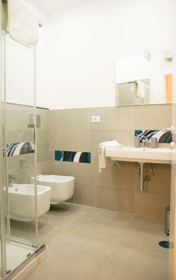 B&B Il Balconcino A Santa Chiara Νάπολη Εξωτερικό φωτογραφία